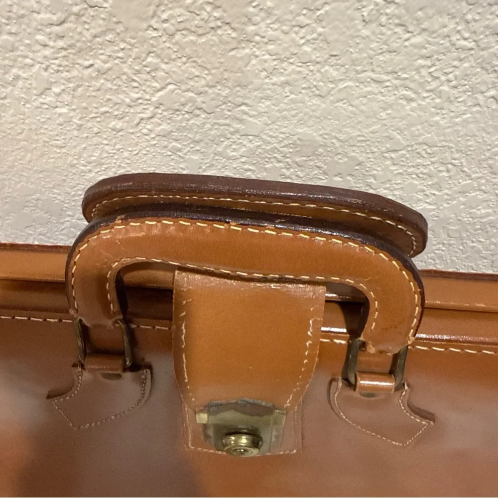 VTG 1960-1970's 7oz Top Grain Cowhide Doctor Briefcase Attache Case Satchel USA